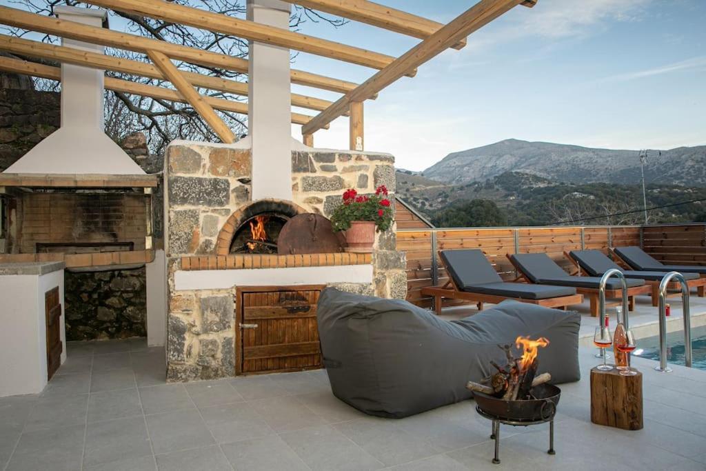 Mesa Lasithi Lasithi Luxury Villa מראה חיצוני תמונה