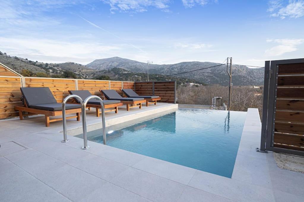 Mesa Lasithi Lasithi Luxury Villa מראה חיצוני תמונה