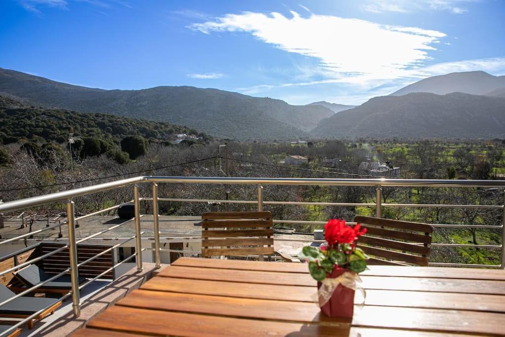 Mesa Lasithi Lasithi Luxury Villa מראה חיצוני תמונה